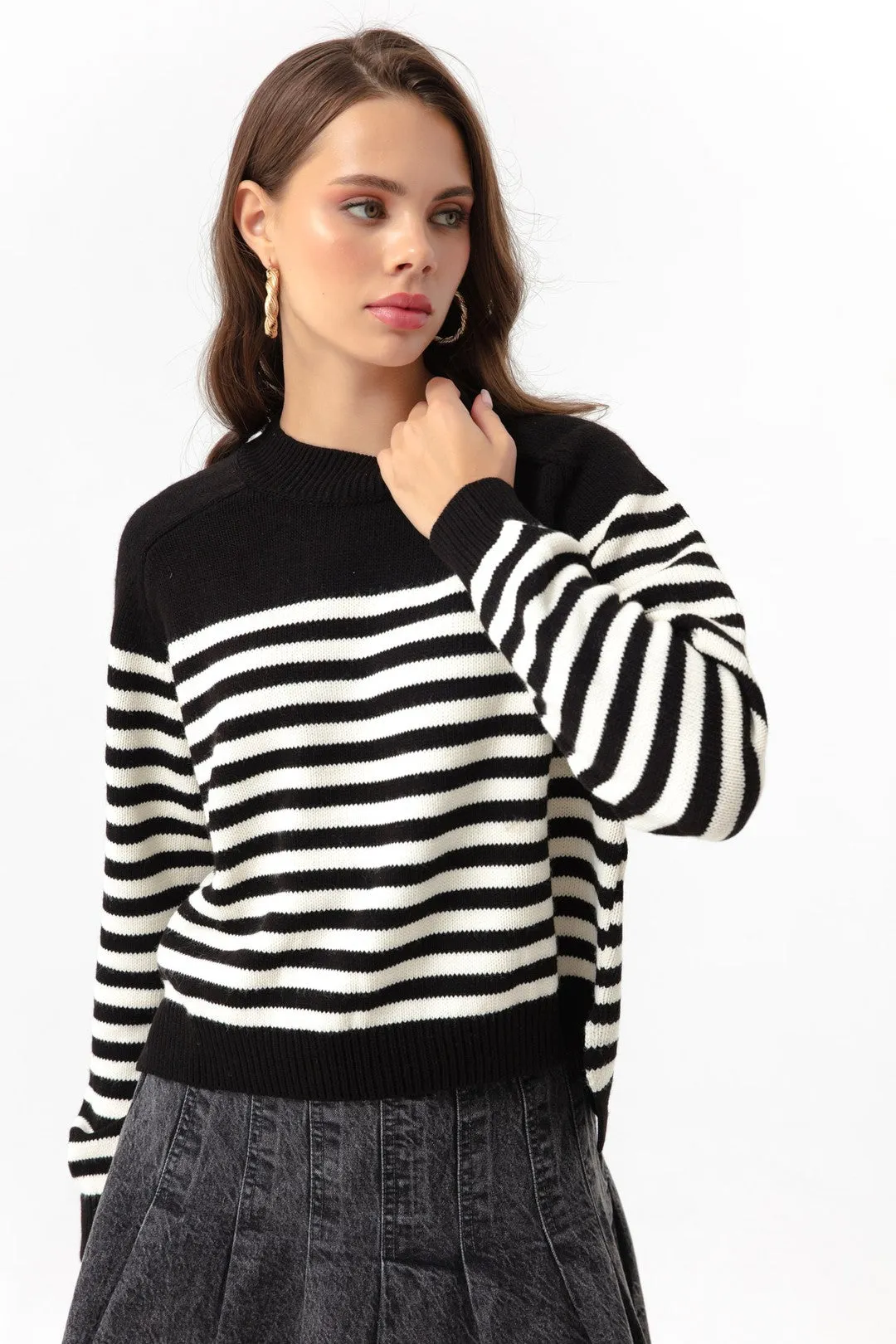 Female Fisherman Neckline Triko Sweater