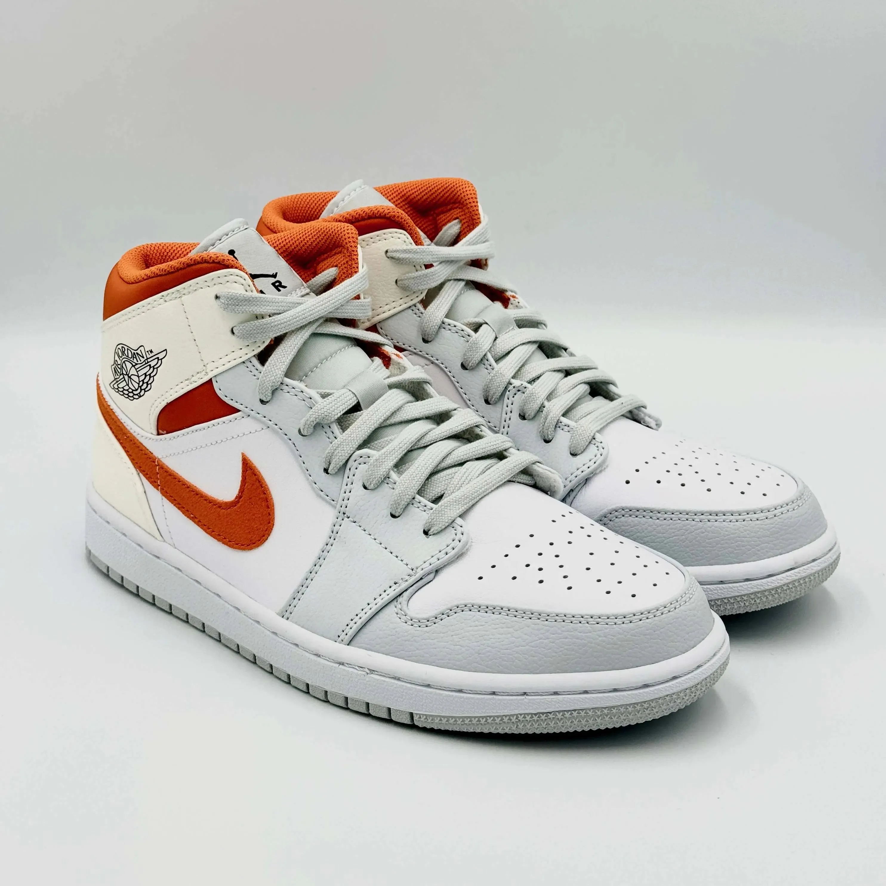 Jordan 1 Mid Starfish Pure Platinum