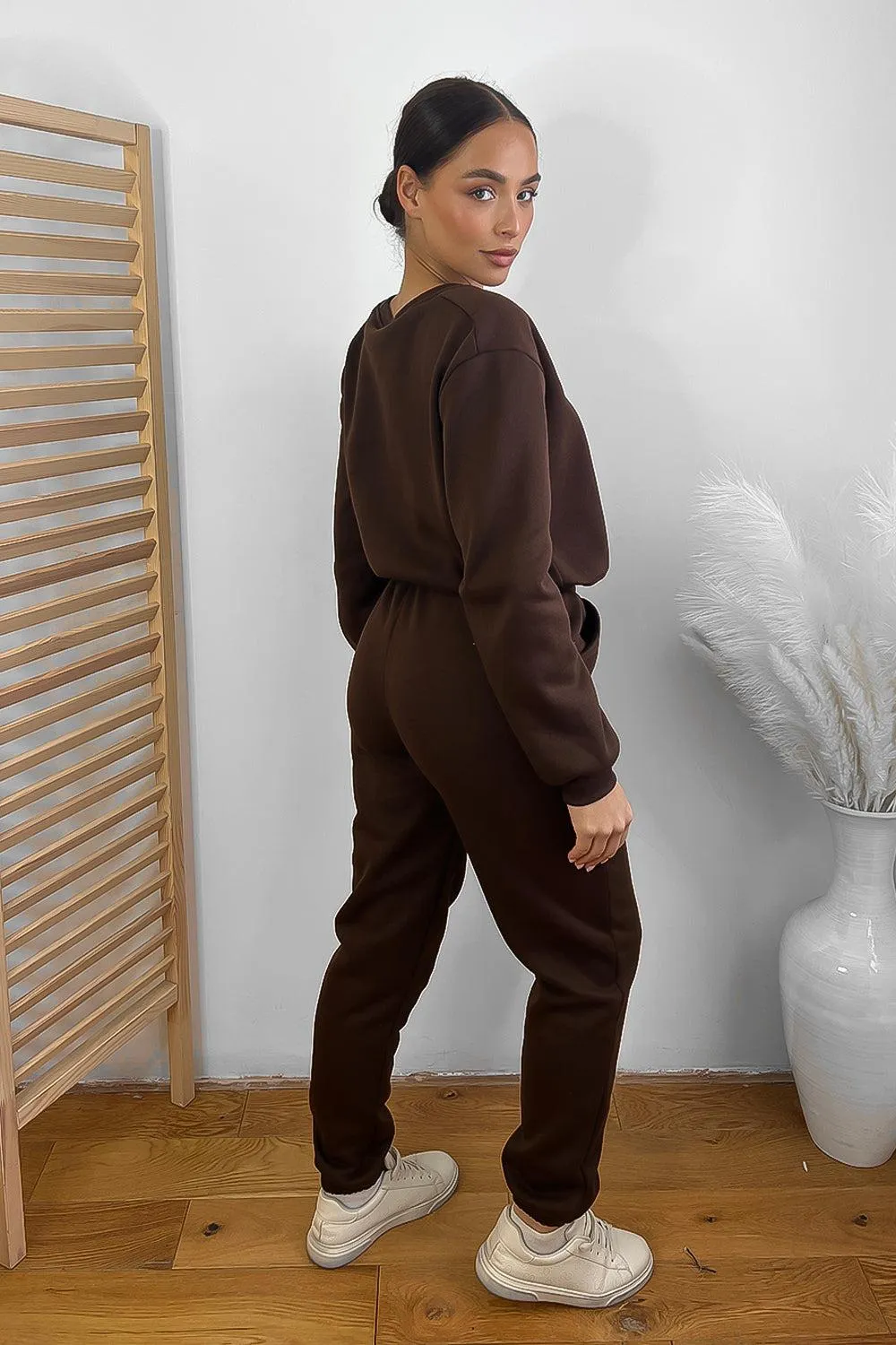 Minimalistic Cropped Sweatshirt And Trousers Tracksuit